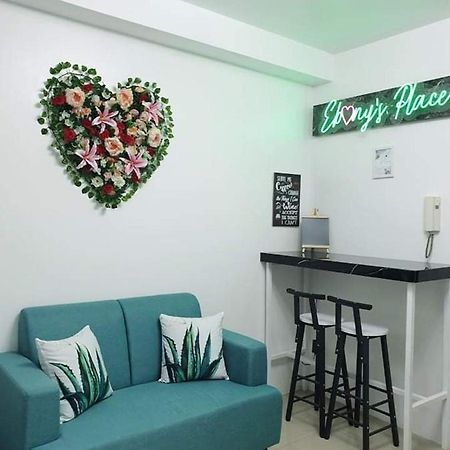 Ebony'S Place At Shore Residences Manilla Buitenkant foto